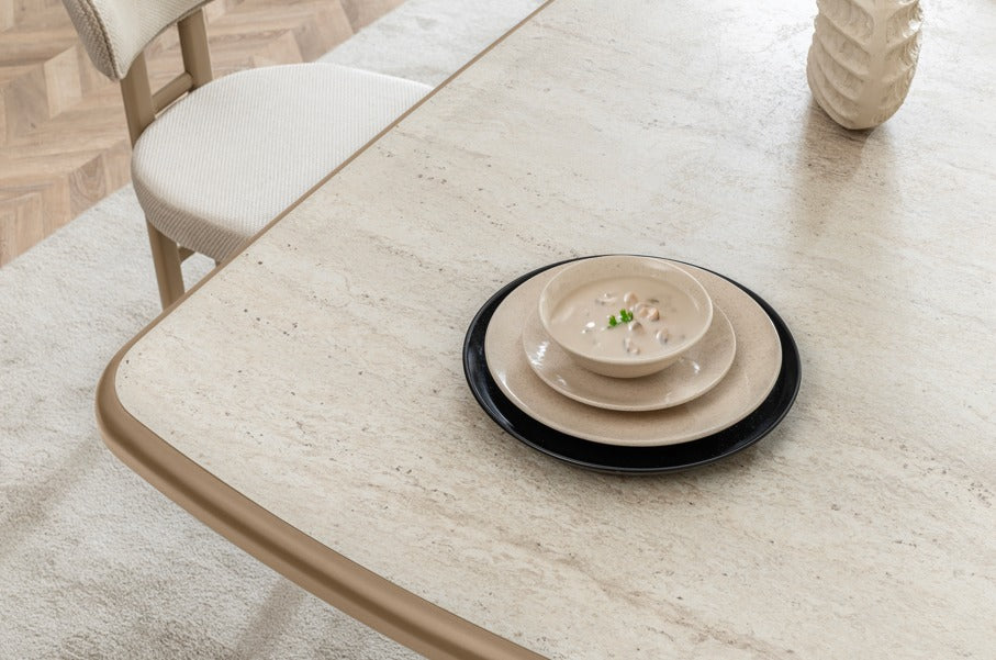 Verattı Barcelona Traverten Doğal Dokulu Lüks Yemek Masası Takımı